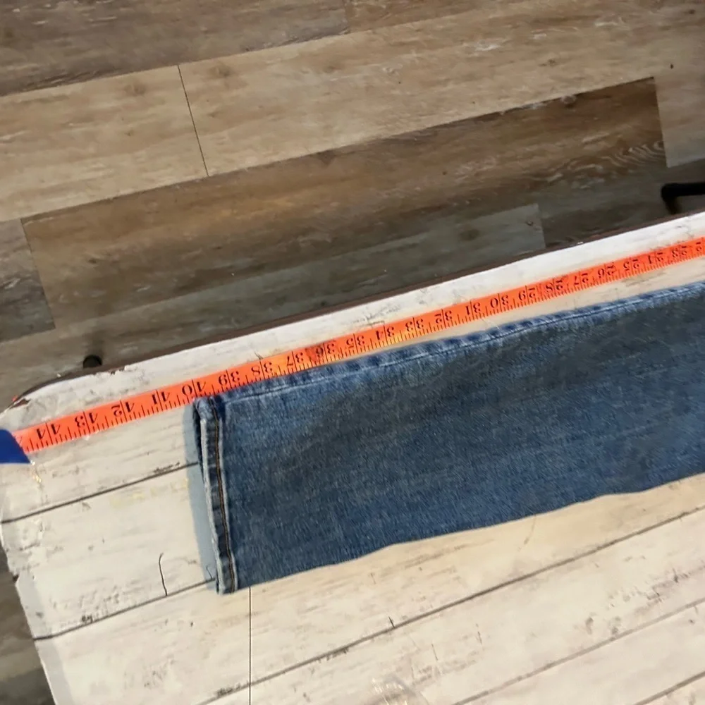 NWT KUT from the Kloth Catherine Boyfriend Jeans Size 2